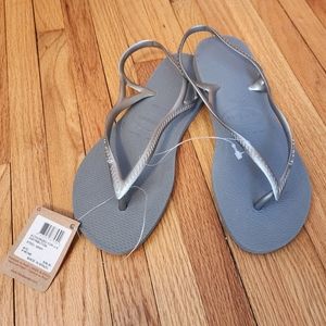 Havaianas silver/gray flip flop with heel strap size 9/10